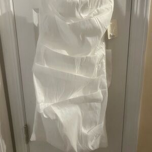 Elegant Strapless White Dress